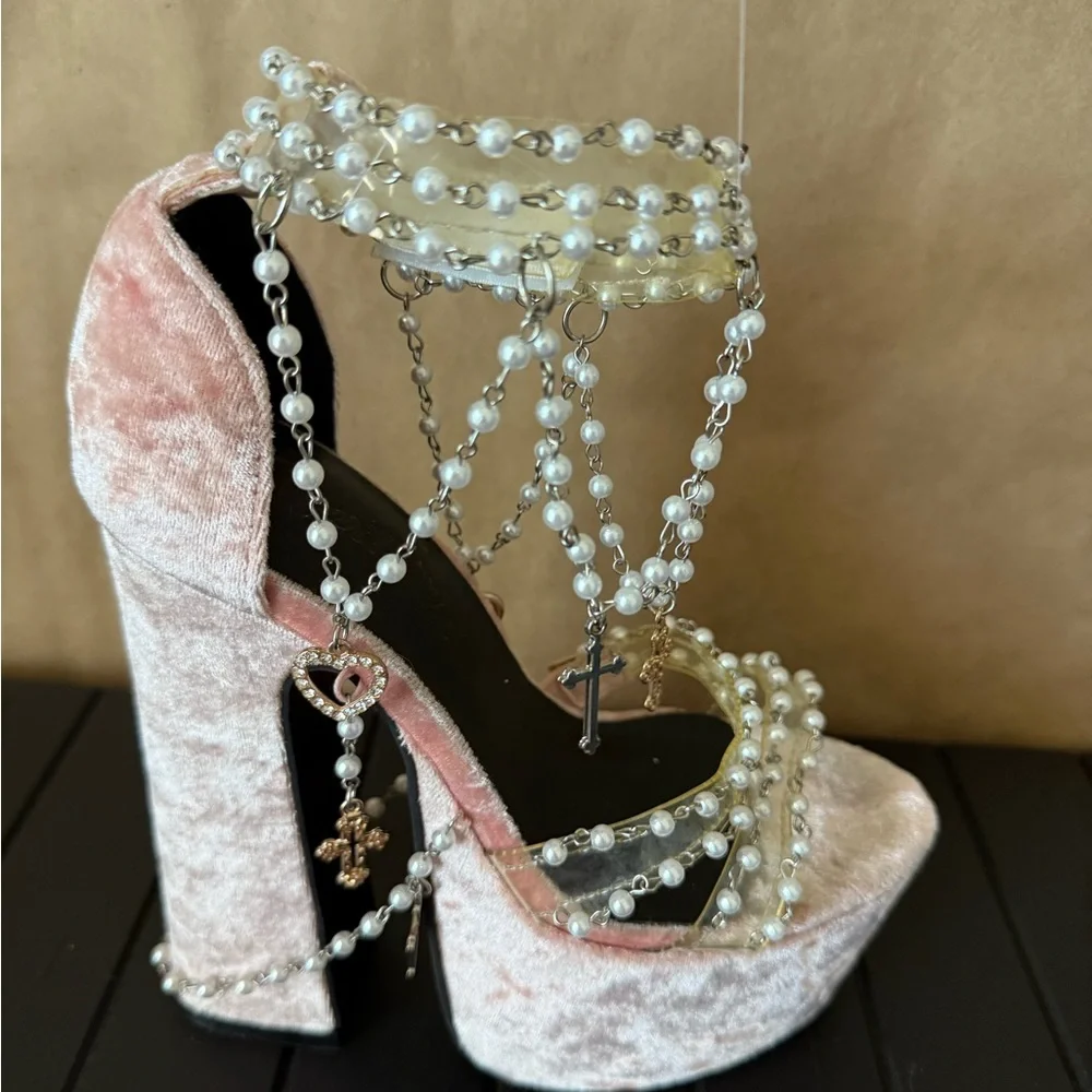 Dolls Kill Sugar Thrills Holy Revelation pink velvet platform heel. Size 5 - Picture 8 of 12